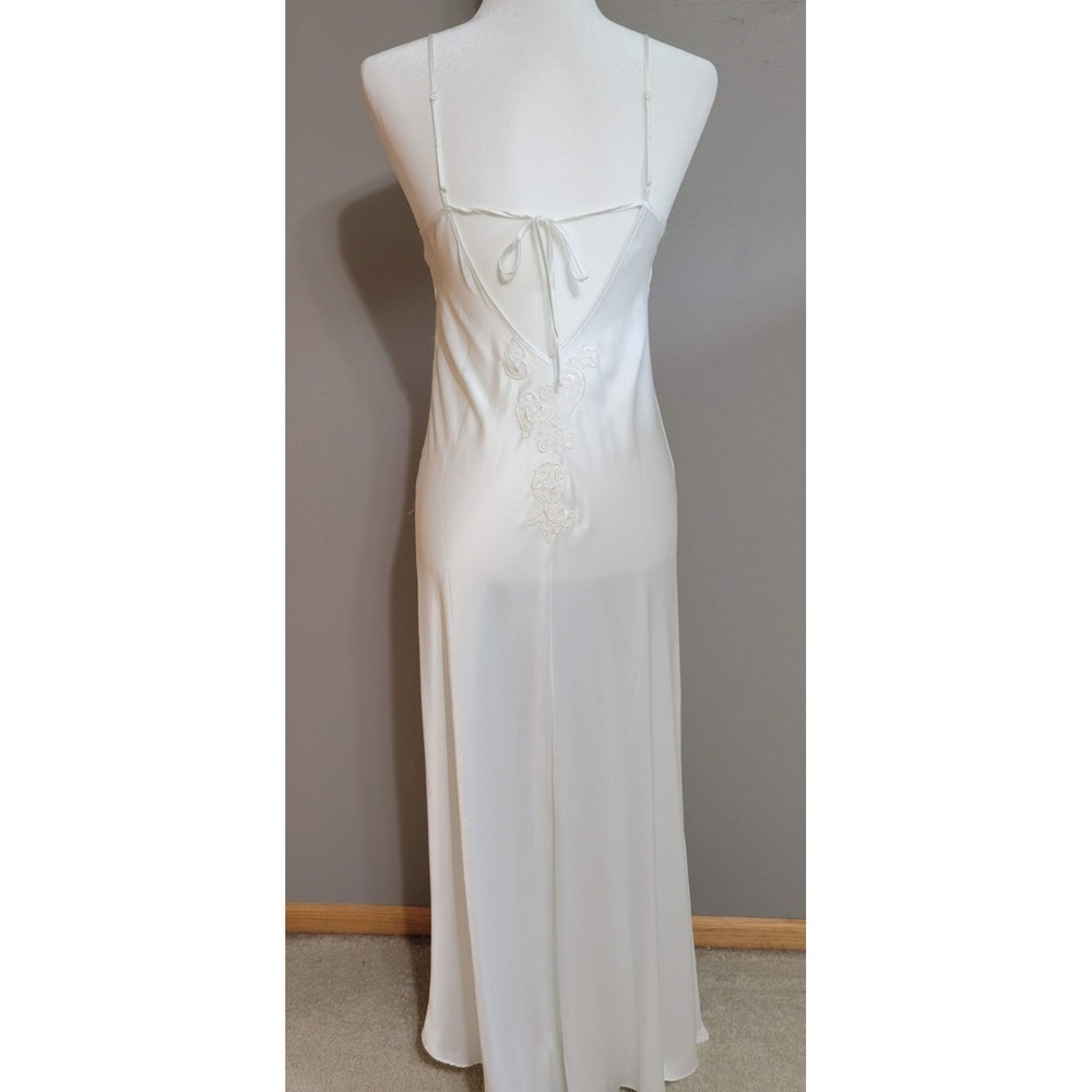 Victoria's Secret Slip Dress & Robe Set - Picture 7 of 16